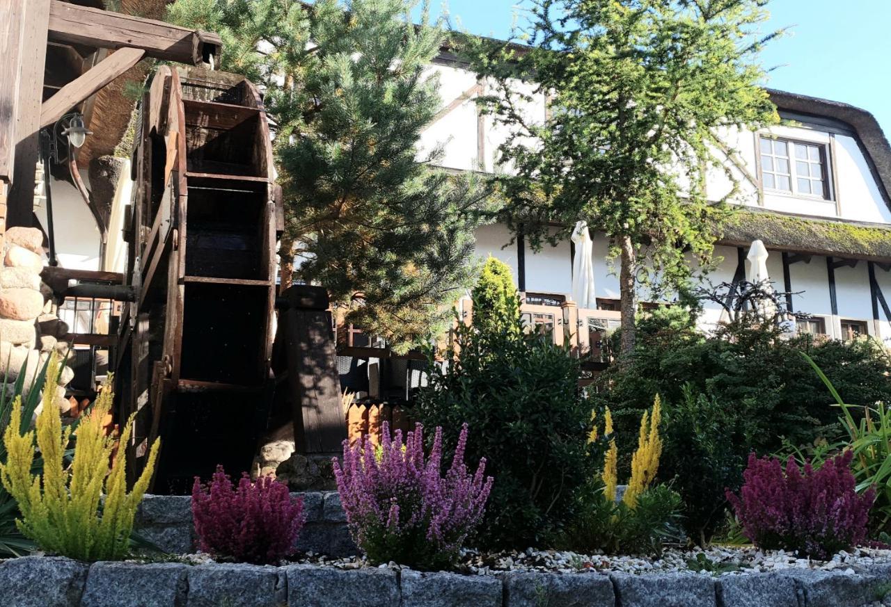 Kraina Jezior Hotel Ostroda Bagian luar foto