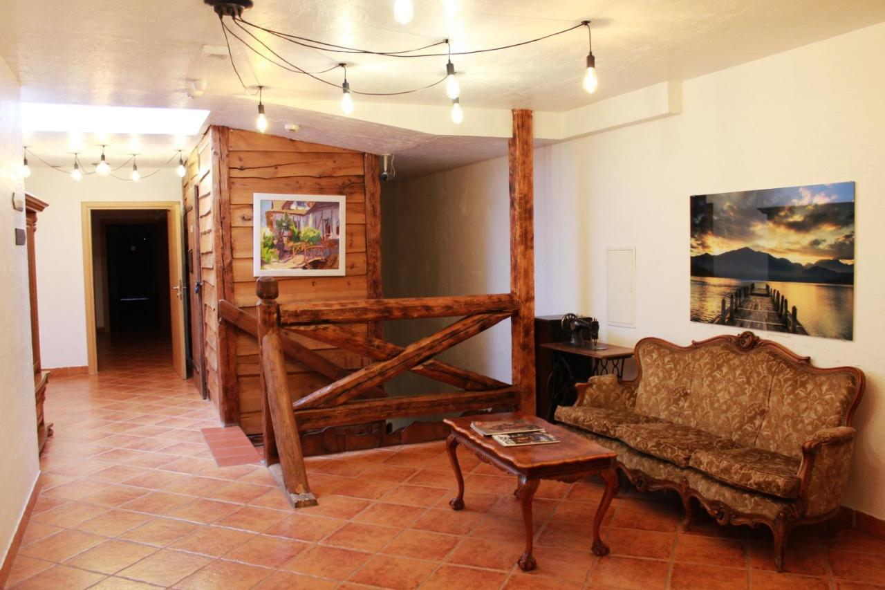 Kraina Jezior Hotel Ostroda Bagian luar foto